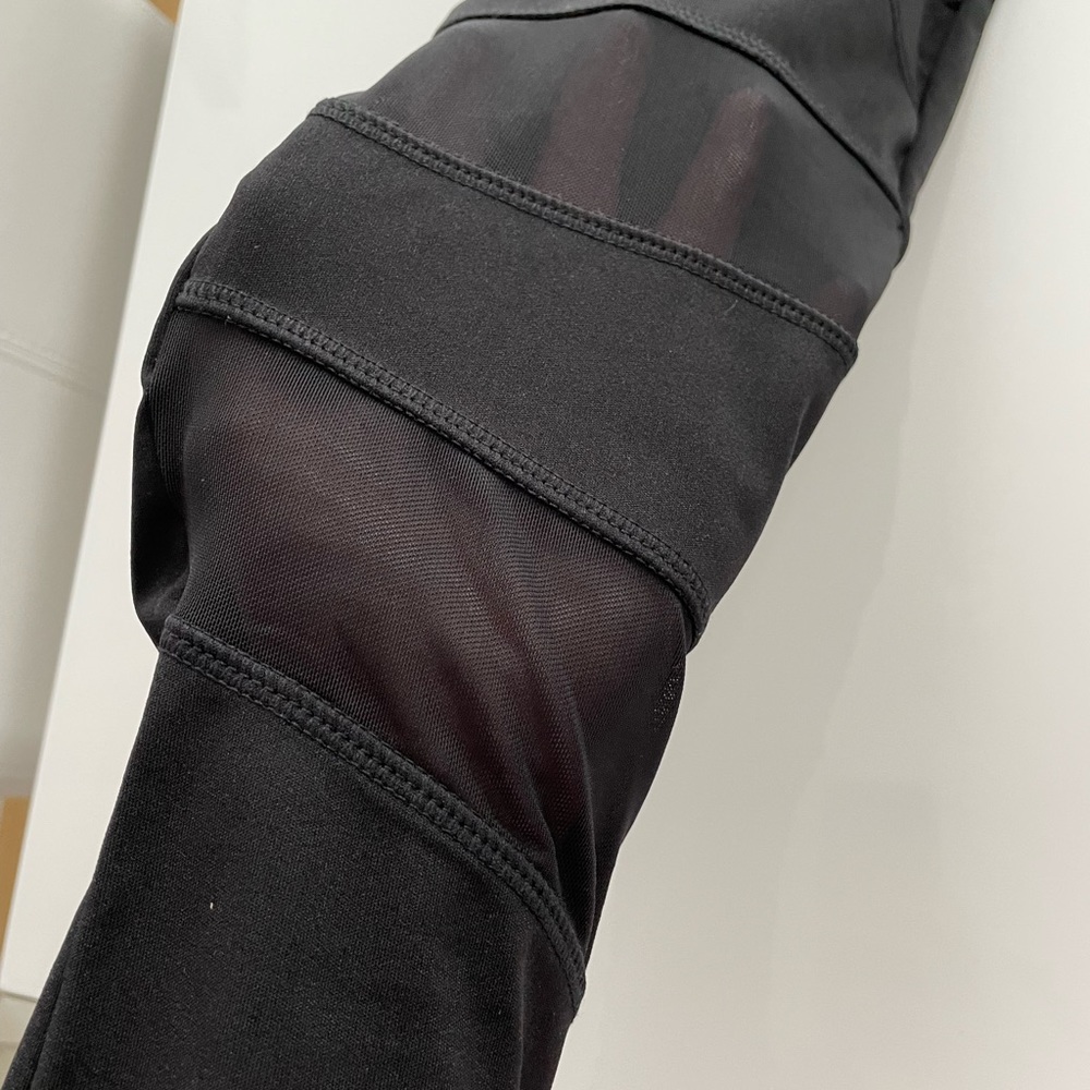 Mesh Insert Leggings - Full Length - NWOT
